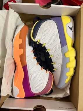 Jordan White / Cactus Flower Box Label - WMNS Air Jordan 9 Retro